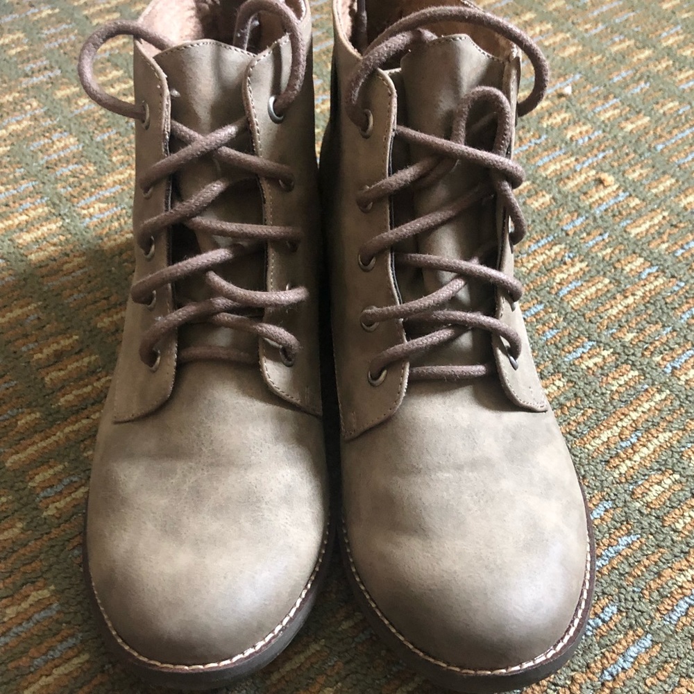Ankle boots